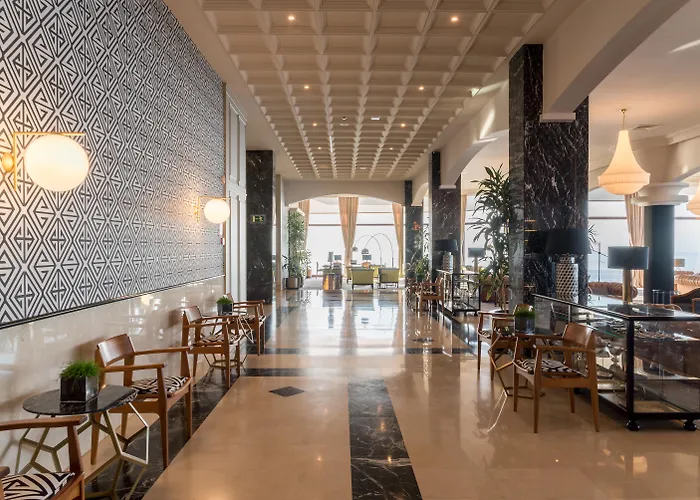 Отель Mercure Monte Igueldo